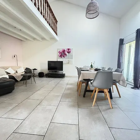 Maison 6 Pers, Clim, Garage, A 800m 펜션